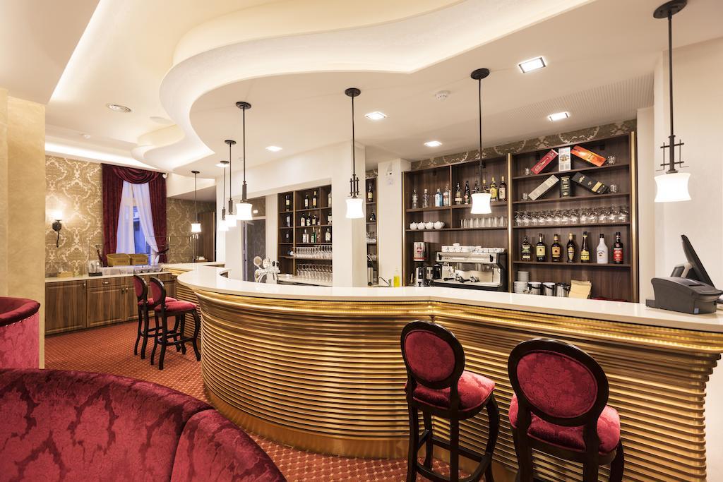 Hotel Dvorana Karlovy Vary